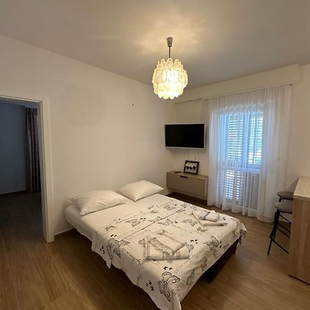 דראגה Apartmani Svemir מראה חיצוני תמונה