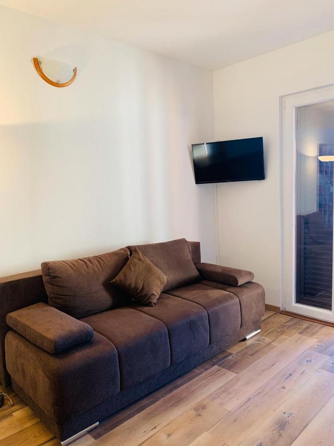 דראגה Apartmani Svemir מראה חיצוני תמונה