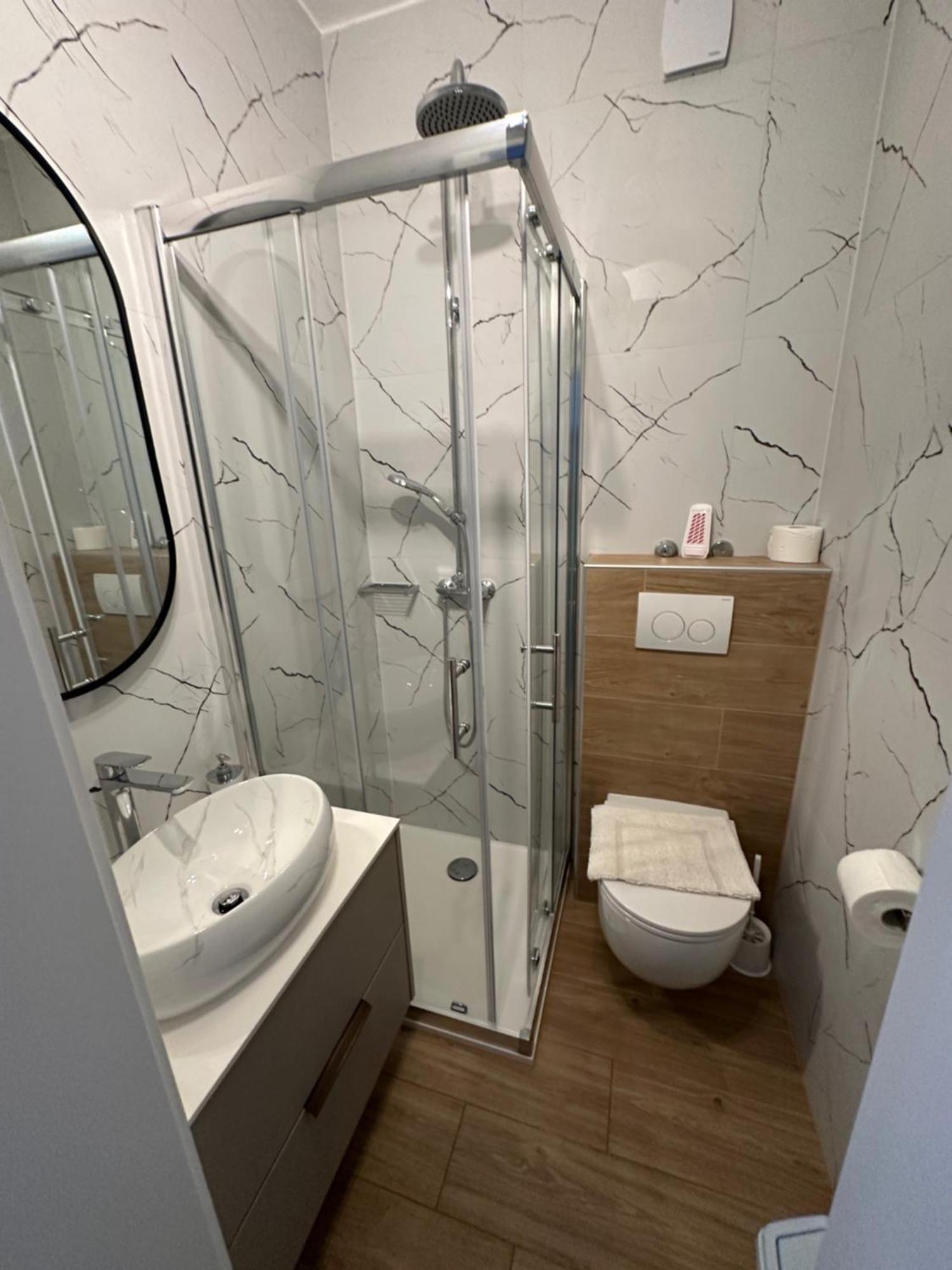 דראגה Apartmani Svemir מראה חיצוני תמונה